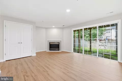 Living - 974 Jubal Way, Frederick, MD 21701 photo 5 of 5