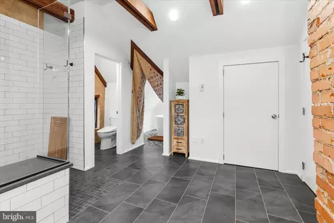 Entry Way - 19 E Main St, Middletown, MD 21769 photo 12 of 13