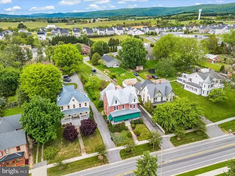 View/Area - 19 E Main St, Middletown, MD 21769 photo 6 of 10