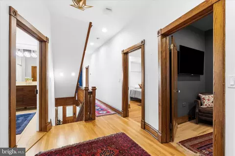 Entry Way - 19 E Main St, Middletown, MD 21769 photo 10 of 13