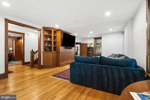 Living - 19 E Main St, Middletown, MD 21769 photo 1 of 1