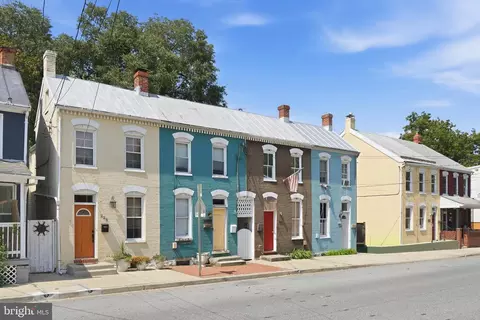 Exterior - 225 Center St, Frederick, MD 21701 photo 2 of 5