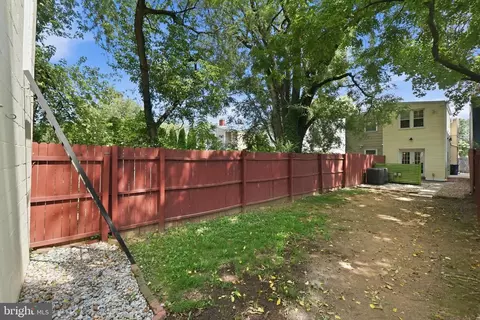 Exterior - 225 Center St, Frederick, MD 21701 photo 4 of 5