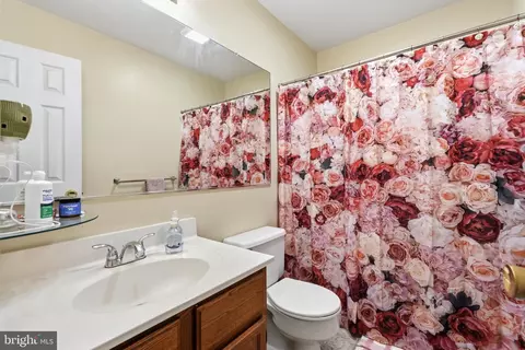 Bath - 130 E Hammaker, Thurmont, MD 21788 photo 2 of 2