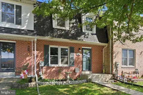 Exterior - 130 E Hammaker, Thurmont, MD 21788 photo 2 of 5