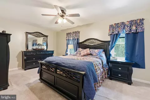 Bedroom - 130 E Hammaker, Thurmont, MD 21788 photo 4 of 6