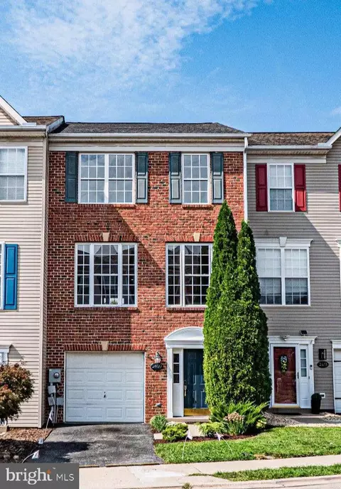 Exterior - 2409 Wynfield Ct, Frederick, MD 21702 photo 2 of 7