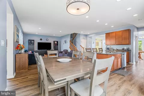 Dining - 8432 Cliffview Ln, Frederick, MD 21704 photo 2 of 2