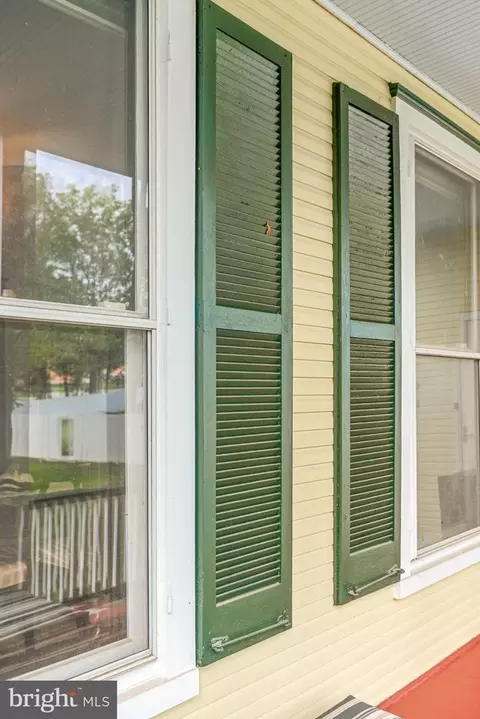 Exterior - 305 E Main St, Middletown, MD 21769 photo 6 of 19