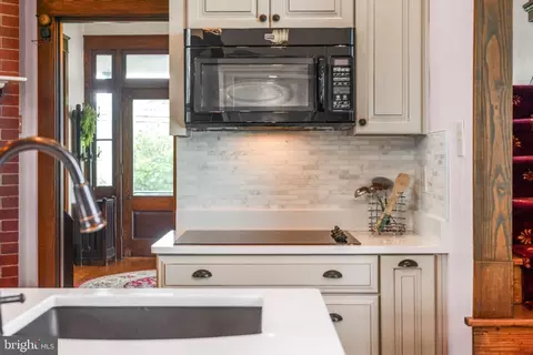 Kitchen - 305 E Main St, Middletown, MD 21769 photo 7 of 7