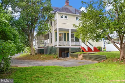 Exterior - 305 E Main St, Middletown, MD 21769 photo 8 of 19