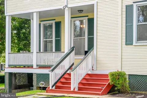 Exterior - 305 E Main St, Middletown, MD 21769 photo 10 of 19