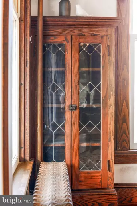 Entry Way - 305 E Main St, Middletown, MD 21769 photo 14 of 23