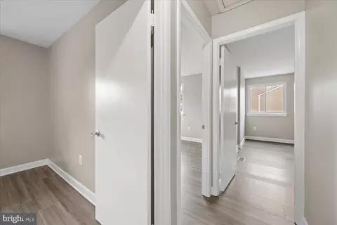 Entry Way - 7199 C Cimarron Ct, Frederick, MD 21703 photo 8 of 10