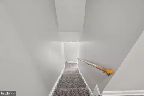 Entry Way - 7199 C Cimarron Ct, Frederick, MD 21703 photo 6 of 10