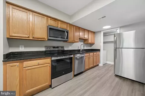 Kitchen - 7199 C Cimarron Ct, Frederick, MD 21703 photo 2 of 6