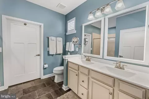 Entry Way - 3237 Thornapple Dr, Frederick, MD 21704 photo 10 of 21