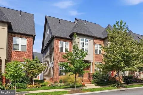 Exterior - 811 Lindley Rd, Frederick, MD 21701 photo 4 of 14