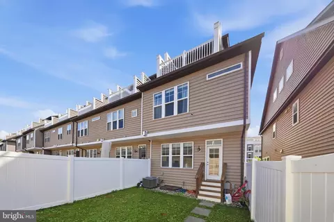 Exterior - 811 Lindley Rd, Frederick, MD 21701 photo 8 of 14