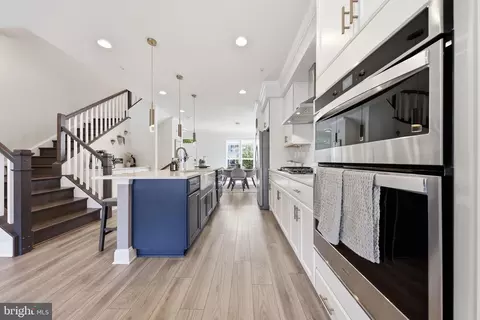 Entry Way - 811 Lindley Rd, Frederick, MD 21701 photo 5 of 12
