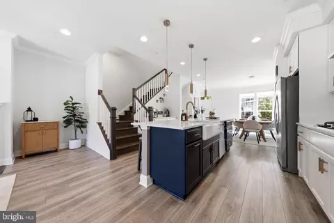 Entry Way - 811 Lindley Rd, Frederick, MD 21701 photo 3 of 12