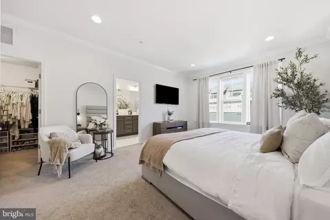 Bedroom - 811 Lindley Rd, Frederick, MD 21701 photo 2 of 8