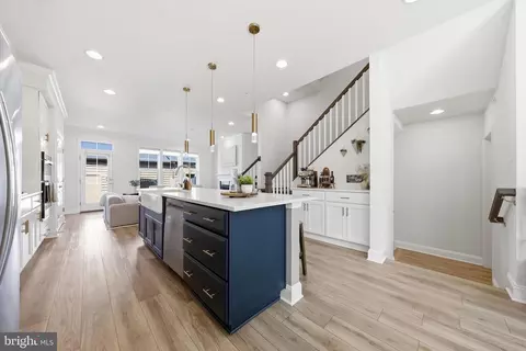 Entry Way - 811 Lindley Rd, Frederick, MD 21701 photo 2 of 12