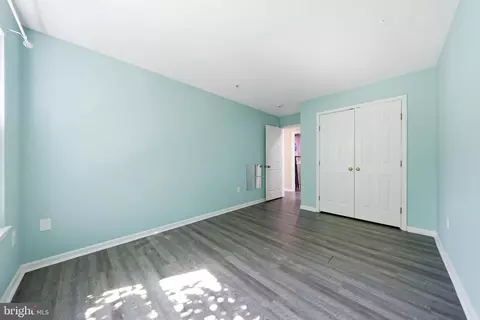 Bedroom - 5240 Regal Ct, Frederick, MD 21703 photo 6 of 7