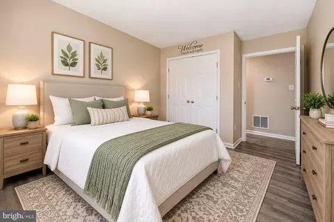 Bedroom - 5240 Regal Ct, Frederick, MD 21703 photo 2 of 7