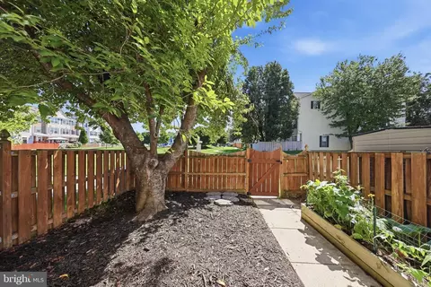 Exterior - 5240 Regal Ct, Frederick, MD 21703 photo 10 of 15