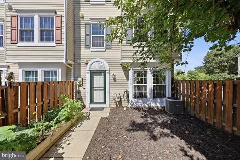 Exterior - 5240 Regal Ct, Frederick, MD 21703 photo 8 of 15