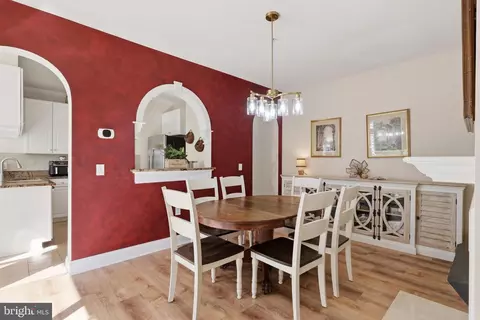 Dining - 2520 Waterside Dr #108, Frederick, MD 21701 photo 3 of 3