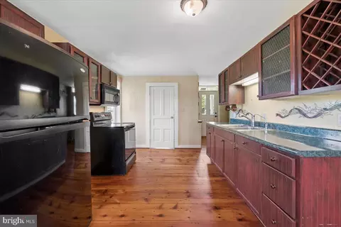 Kitchen - 10927 Sixes Rd, Emmitsburg, MD 21727 photo 2 of 2