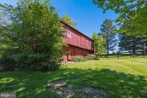 Exterior - 10927 Sixes Rd, Emmitsburg, MD 21727 photo 39 of 43