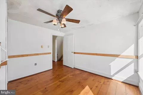 Bedroom - 10927 Sixes Rd, Emmitsburg, MD 21727 photo 4 of 6