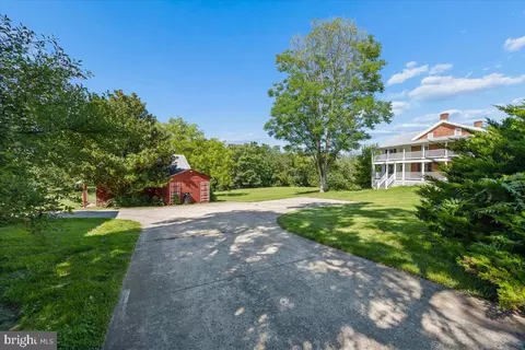 Exterior - 10927 Sixes Rd, Emmitsburg, MD 21727 photo 4 of 43