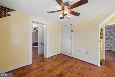 Entry Way - 10927 Sixes Rd, Emmitsburg, MD 21727 photo 10 of 16