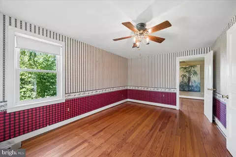 Bedroom - 10927 Sixes Rd, Emmitsburg, MD 21727 photo 1 of 6