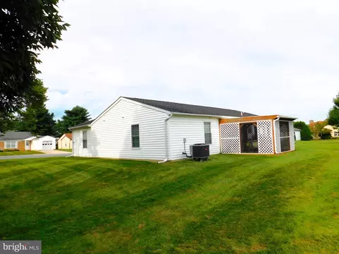 Exterior - 6853 Buckthorn Ct, Frederick, MD 21703 photo 1 of 6