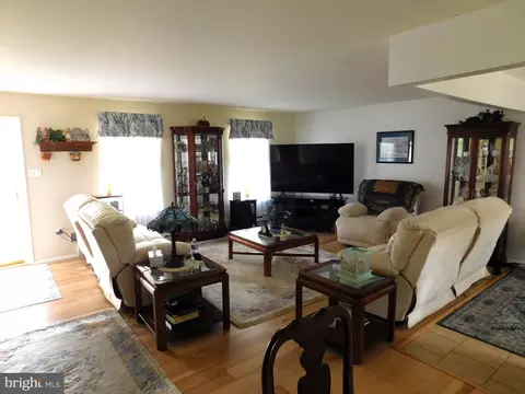 Living - 6853 Buckthorn Ct, Frederick, MD 21703 photo 1 of 1