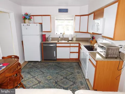 Kitchen - 6853 Buckthorn Ct, Frederick, MD 21703 photo 1 of 1