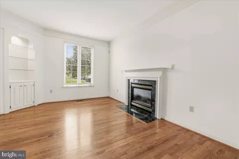 Living - 2549 Bear Den, Frederick, MD 21701 photo 2 of 5