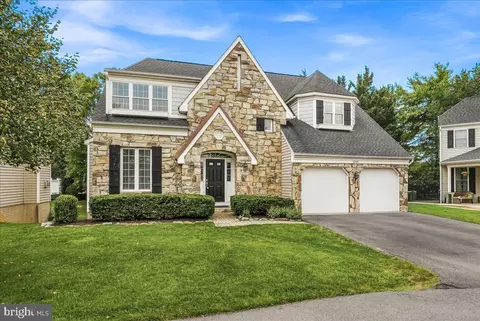 Exterior - 2549 Bear Den, Frederick, MD 21701 photo 2 of 29