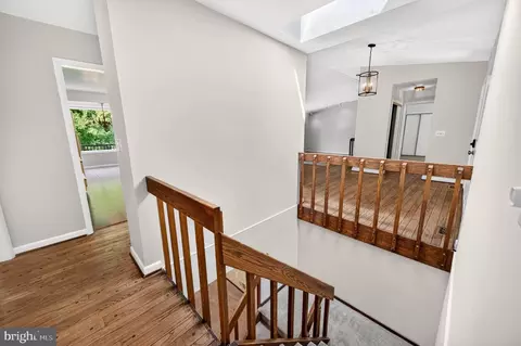 Entry Way - 4513 Timbery Dr, Jefferson, MD 21755 photo 4 of 5