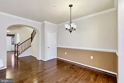 Entry Way - 3040 Jacobs Garden Ln, Frederick, MD 21701 photo 2 of 12