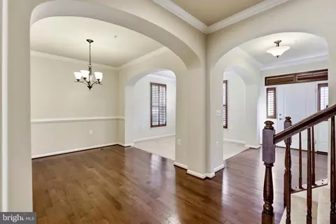 Entry Way - 3040 Jacobs Garden Ln, Frederick, MD 21701 photo 1 of 12