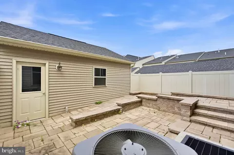 Exterior - 3040 Jacobs Garden Ln, Frederick, MD 21701 photo 5 of 6