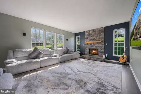 Living - 2231 W Greenleaf Dr, Frederick, MD 21702 photo 2 of 8