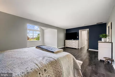 Bedroom - 2231 W Greenleaf Dr, Frederick, MD 21702 photo 1 of 7