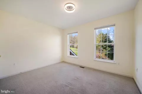 Bedroom - 2231 W Greenleaf Dr, Frederick, MD 21702 photo 6 of 7